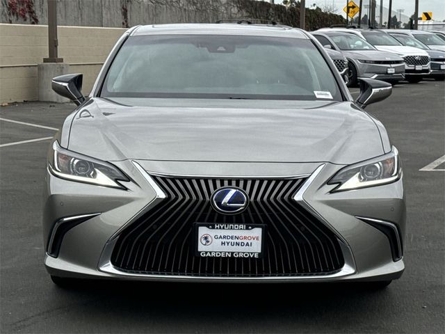 2020 Lexus ES 300h