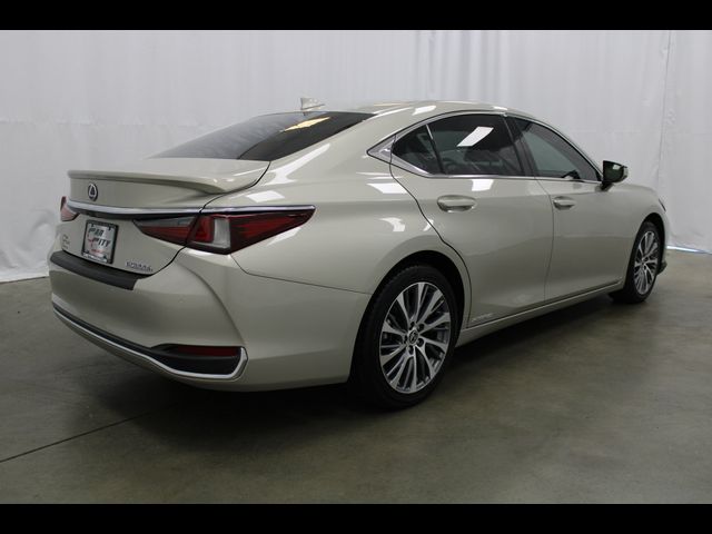 2020 Lexus ES 300h