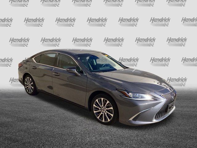 2020 Lexus ES 300h