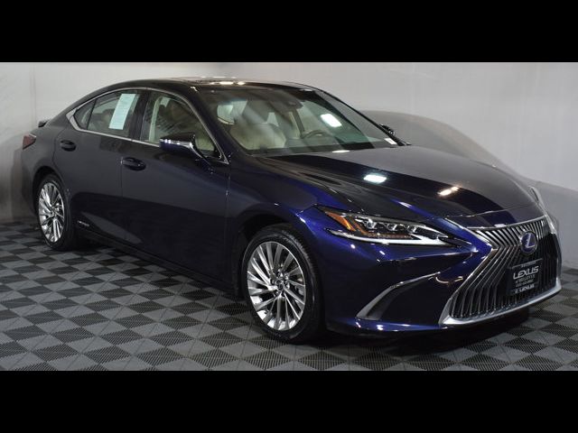 2020 Lexus ES 300h Luxury