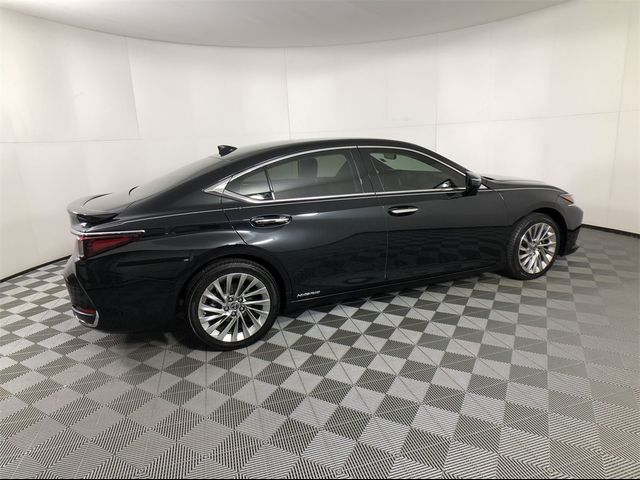 2020 Lexus ES 300h Luxury