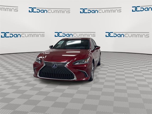 2020 Lexus ES 300h Luxury