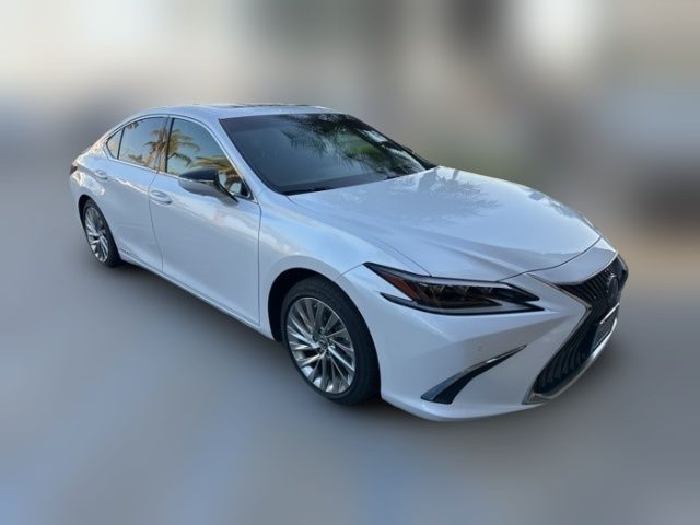 2020 Lexus ES 300h Ultra Luxury