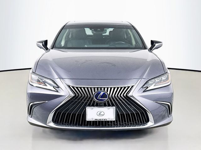 2020 Lexus ES 300h Ultra Luxury
