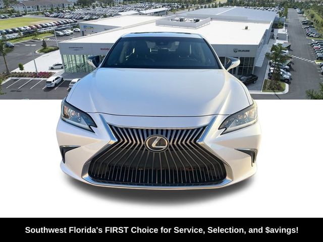 2020 Lexus ES 