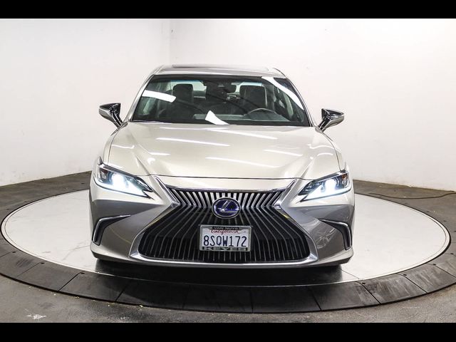 2020 Lexus ES 300h