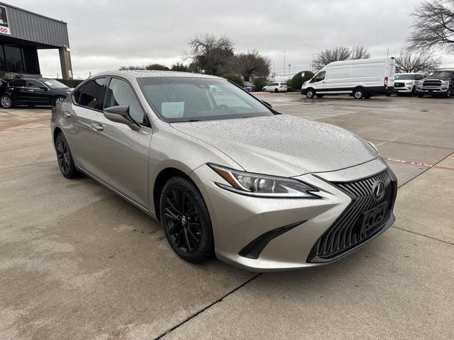 2020 Lexus ES 