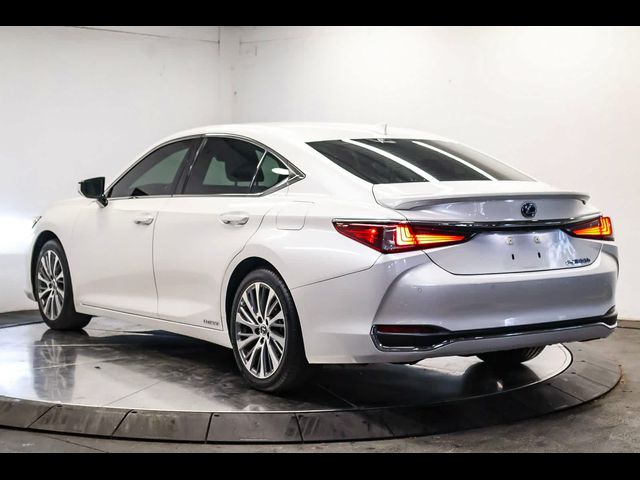 2020 Lexus ES 300h