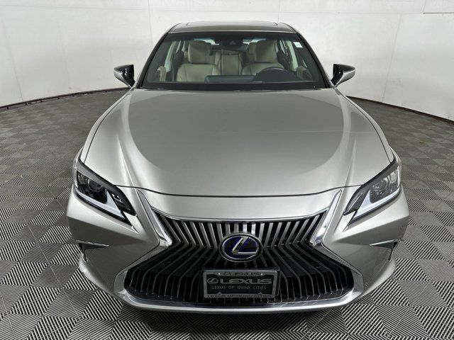 2020 Lexus ES 300h