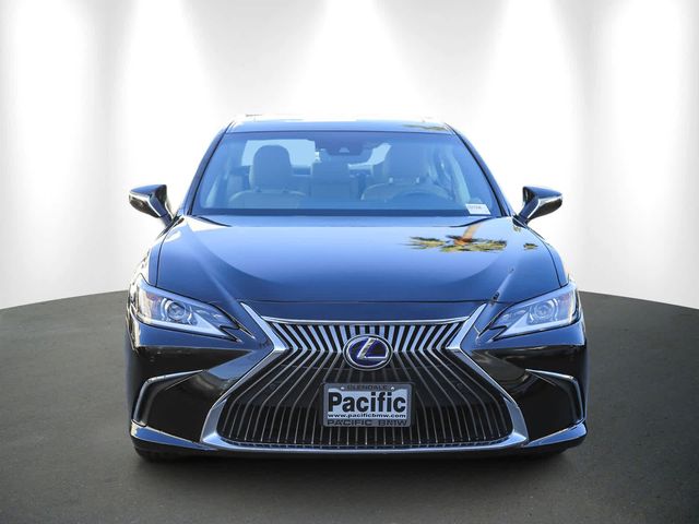 2020 Lexus ES 300h