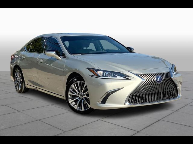 2020 Lexus ES 300h