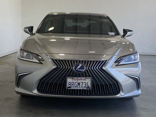 2020 Lexus ES 300h