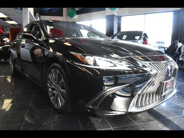 2020 Lexus ES 300h