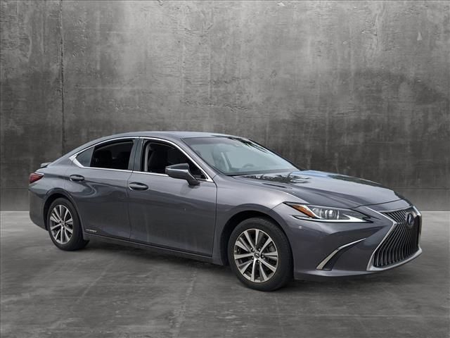 2020 Lexus ES 300h