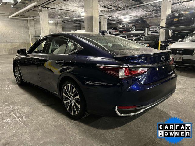 2020 Lexus ES 300h