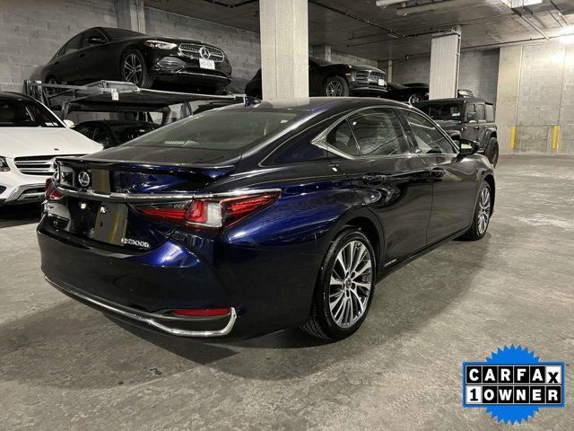 2020 Lexus ES 300h