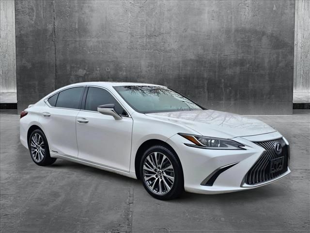 2020 Lexus ES 300h