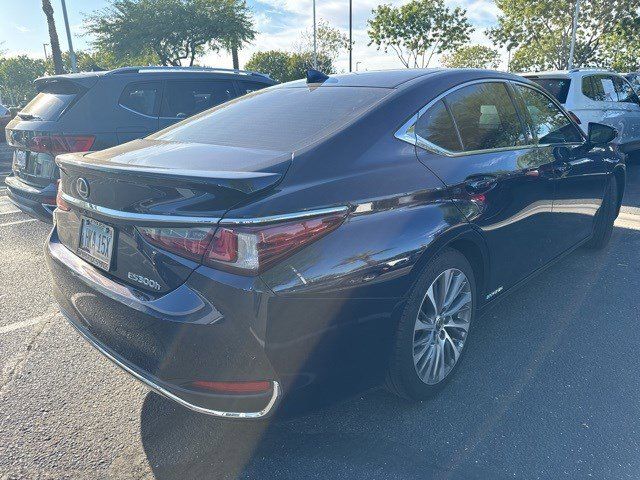 2020 Lexus ES 300h