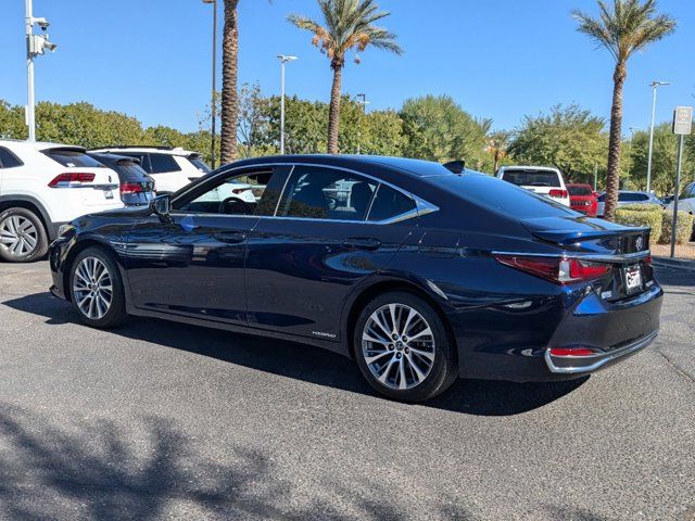 2020 Lexus ES 300h