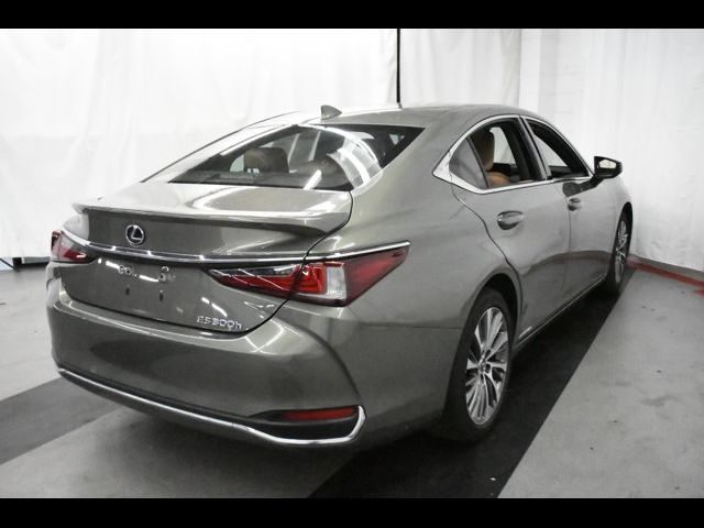 2020 Lexus ES 300h