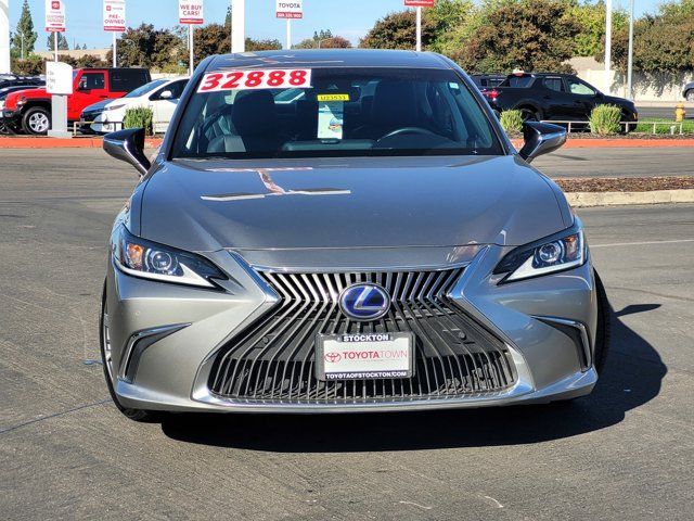 2020 Lexus ES 300h