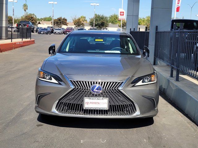 2020 Lexus ES 300h