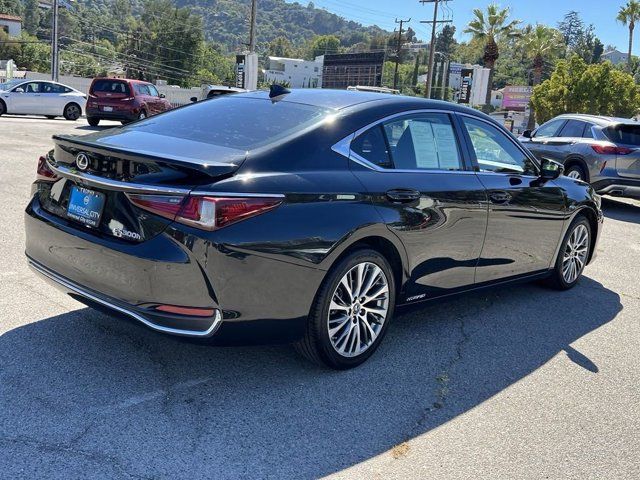 2020 Lexus ES 300h