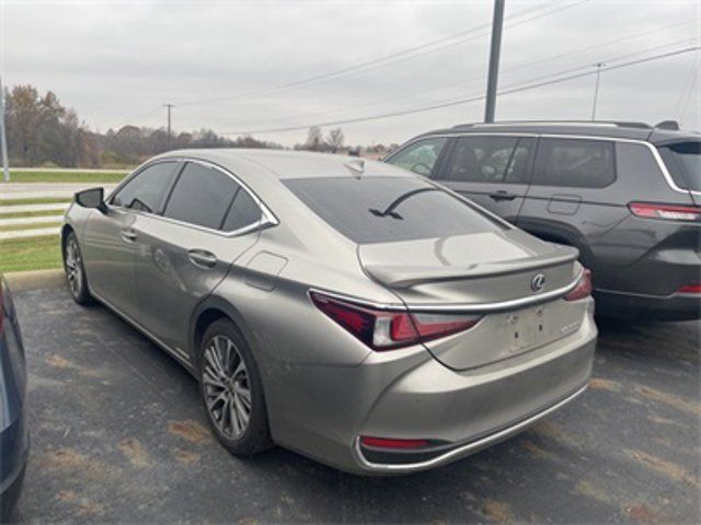 2020 Lexus ES 300h