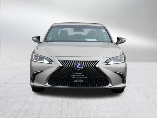 2020 Lexus ES 300h