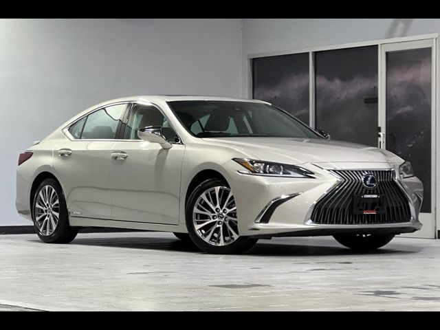 2020 Lexus ES 300h