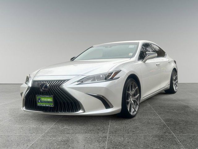 2020 Lexus ES 300h Luxury