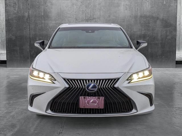 2020 Lexus ES 300h Luxury