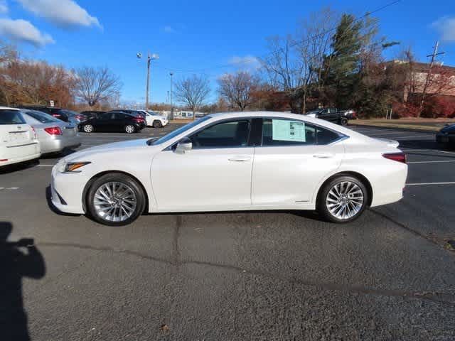 2020 Lexus ES 300h Luxury