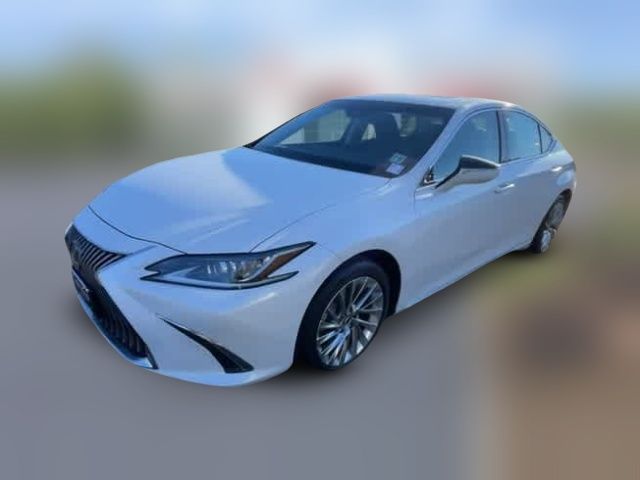 2020 Lexus ES 300h Luxury