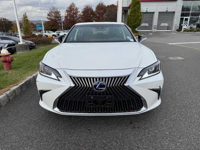 2020 Lexus ES 300h Luxury