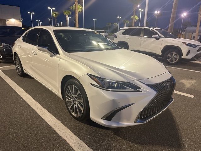 2020 Lexus ES 300h