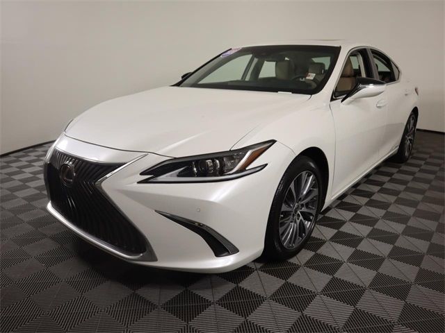 2020 Lexus ES 300h