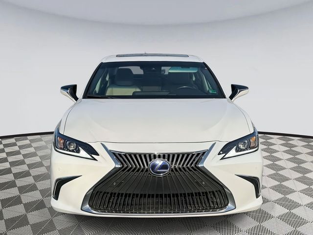 2020 Lexus ES 300h