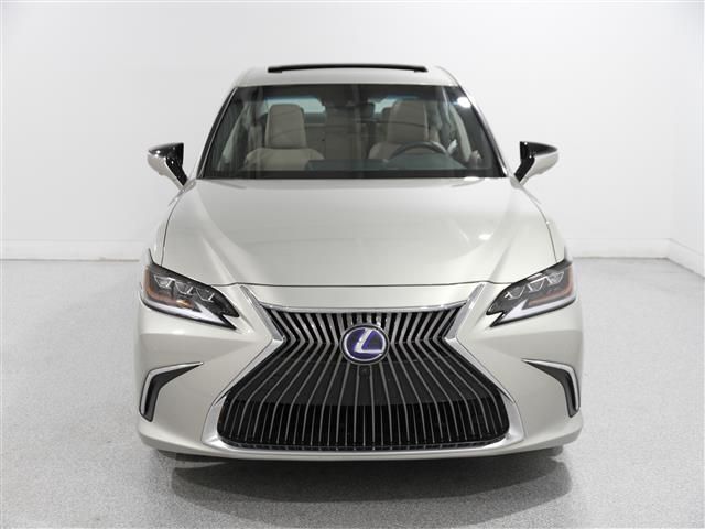 2020 Lexus ES 300h Luxury