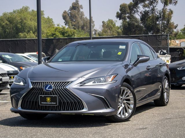 2020 Lexus ES 300h Luxury