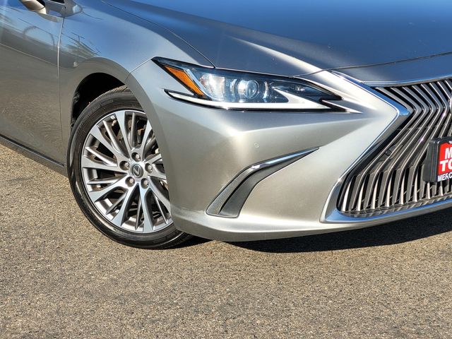 2020 Lexus ES 300h