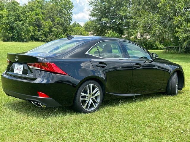 2020 Lexus IS 300