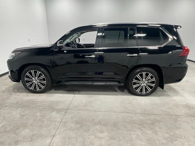 2020 Lexus LX 570