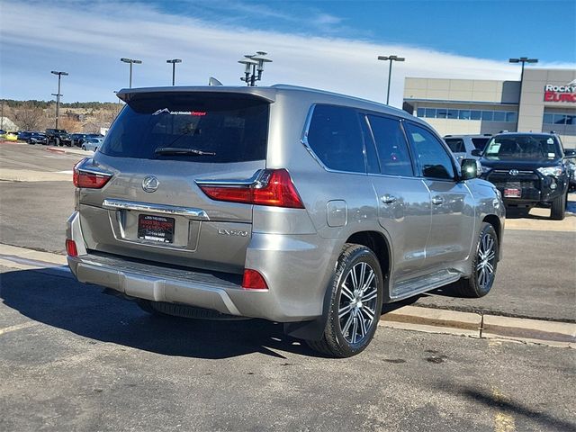 2020 Lexus LX 570