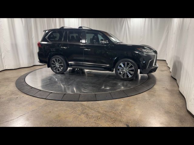 2020 Lexus LX 570