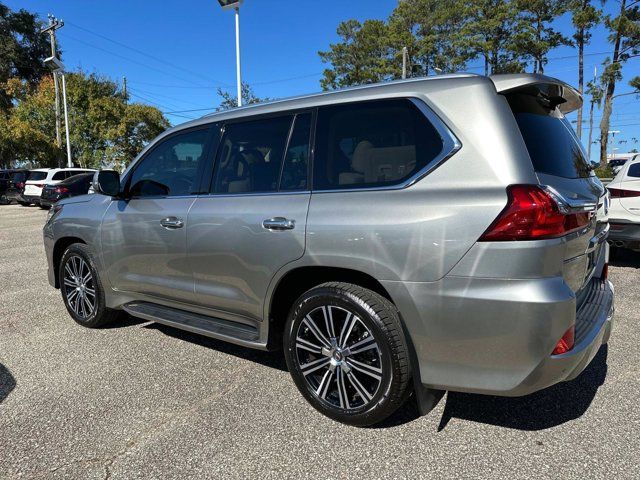 2020 Lexus LX 570