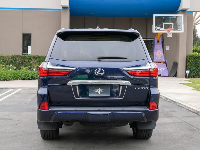 2020 Lexus LX 570