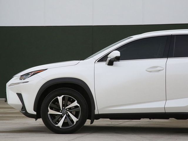 2020 Lexus NX 300h Luxury