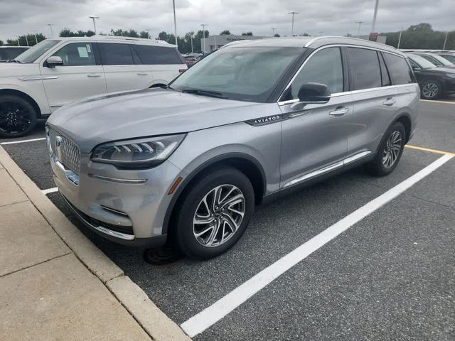 2020 Lincoln Aviator Standard