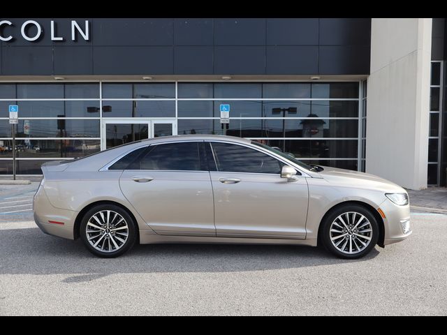 2020 Lincoln MKZ Standard